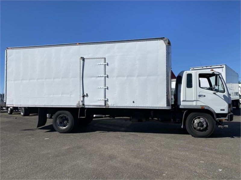 2002 MITSUBISHI FUSO FM617 6007077855